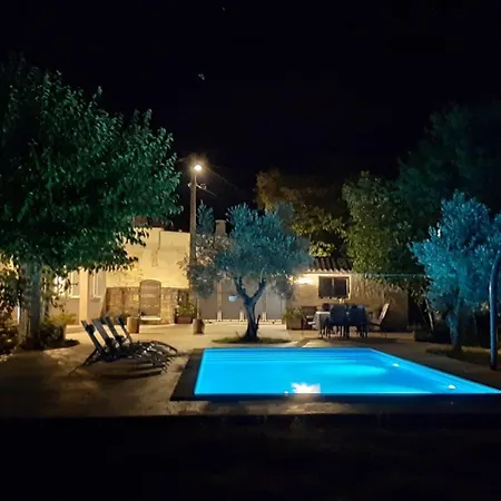 別荘 Aqua Mit Pool By Interhome *