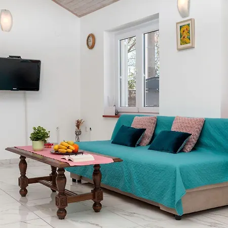 Aqua Mit Pool By Interhome Jadreški