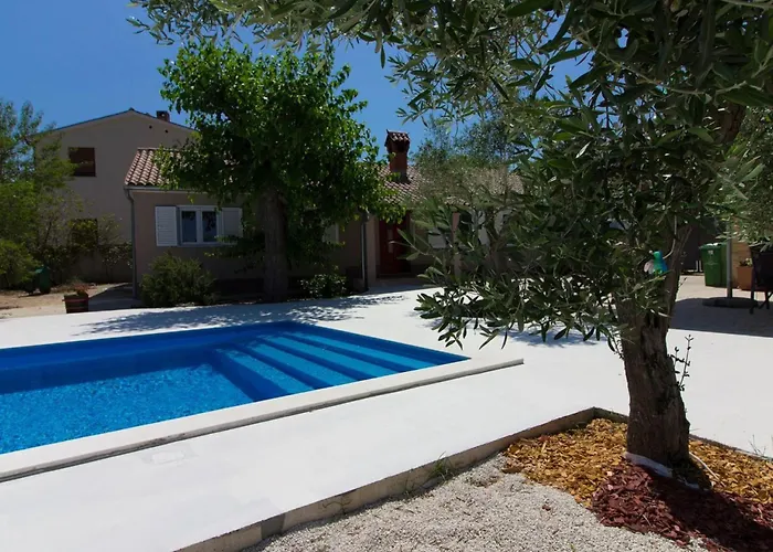 Aqua Mit Pool By Interhome *