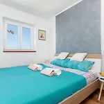 Aqua Mit Pool By Interhome Prázdninový dům *