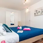 Aqua Mit Pool By Interhome Prázdninový dům Jadreški