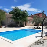 Aqua Mit Pool By Interhome